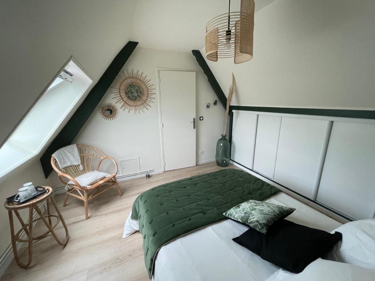 Le Doux Refuge Bed & Breakfast Esquay-sur-Seulles Eksteriør bilde