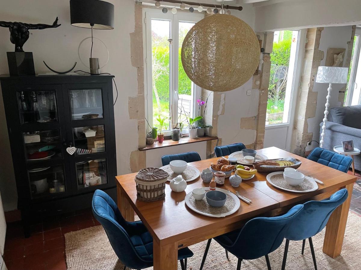 Le Doux Refuge Bed & Breakfast Esquay-sur-Seulles Eksteriør bilde