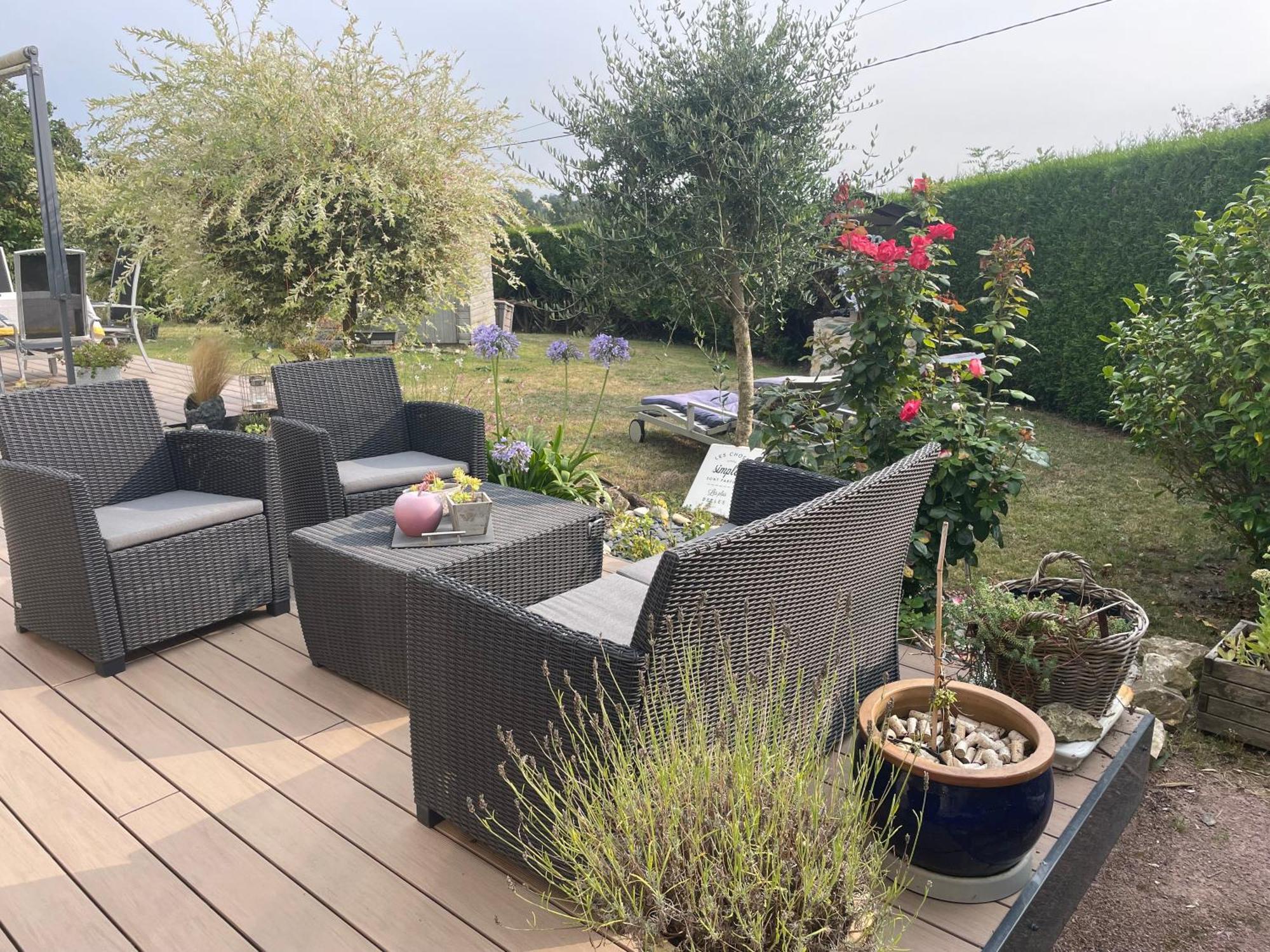 Le Doux Refuge Bed & Breakfast Esquay-sur-Seulles Eksteriør bilde